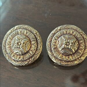 Gold Decorative Vintage Earrings